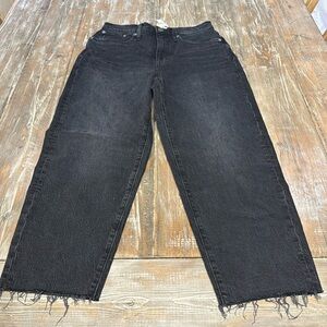 New with tags. Madewell balloon jeans with magic pockets size 26 women’s.